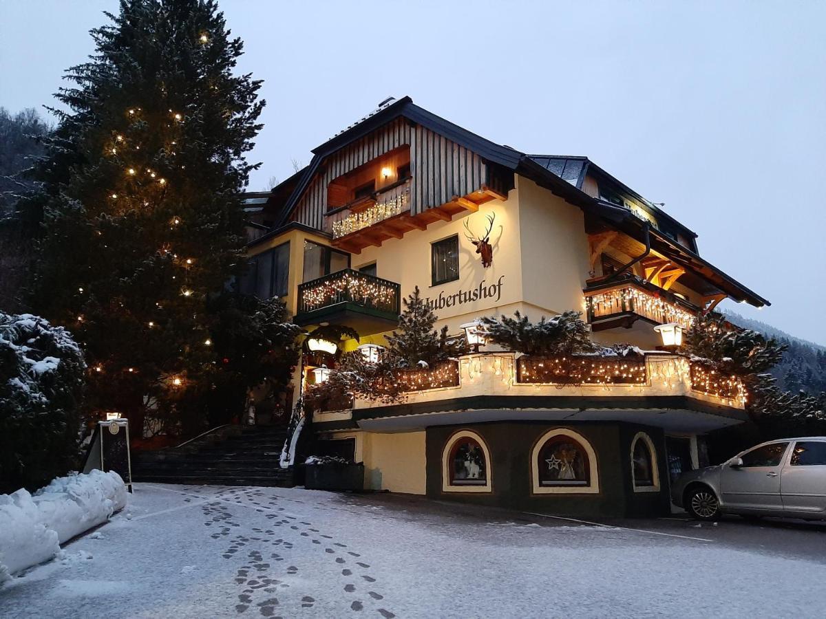 Hotel Landgasthof Hubertusstubn Sankt Michael im Lungau Exterior foto