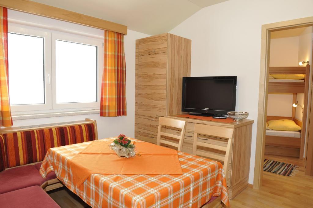 Landgasthof Hubertusstubn Sankt Michael im Lungau Zimmer foto