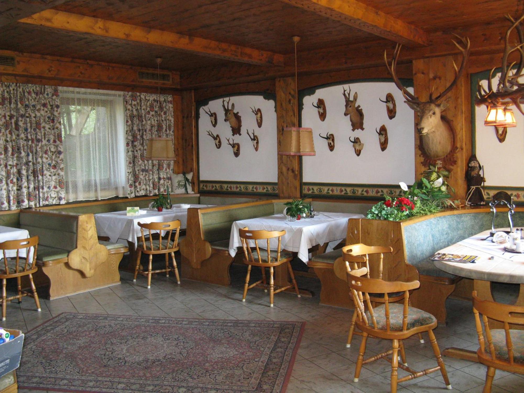 Landgasthof Hubertusstubn Sankt Michael im Lungau Exterior foto